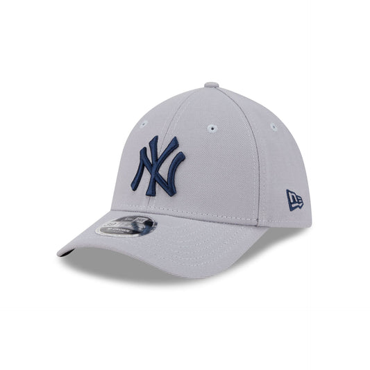 New York Yankees Gray 39THIRTY M-Crown Stretch Fit Hat