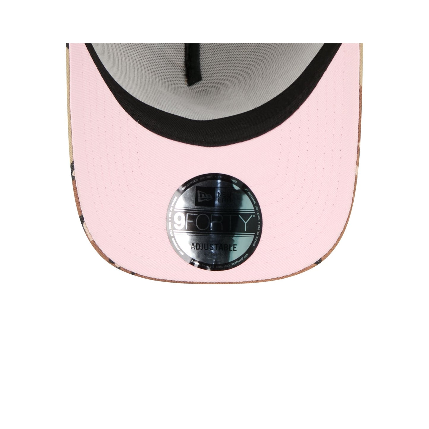 Atlanta Braves Camo Hearts 9FORTY A-Frame Snapback Hat